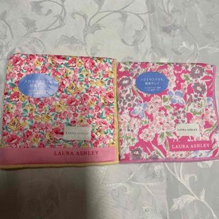 ローラアシュレイ(LAURA ASHLEY)のローラアシュレイ　タオルハンカチ　新品未使用(ハンカチ)