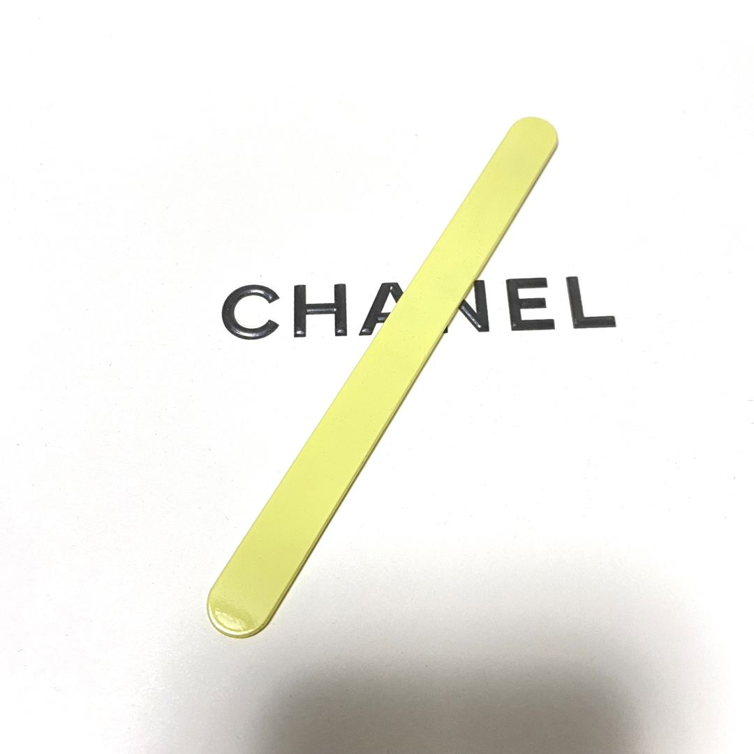 シャネル ネイルファイル オヴニー 129  黄色 CHANEL 爪やすりシャネル