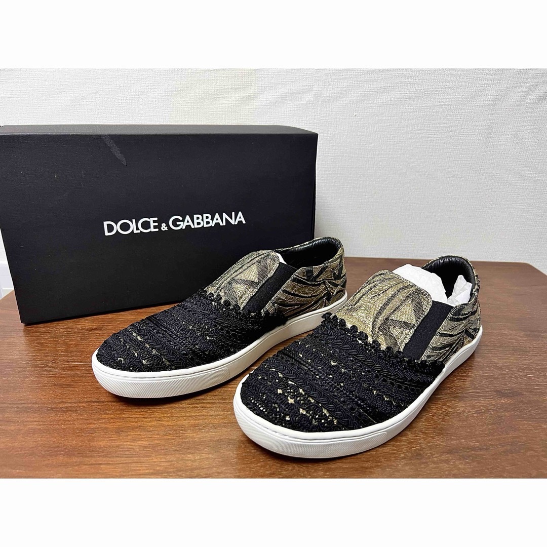 DOLCE&GABBANA(ドルチェアンドガッバーナ)の未使用付属品付き DOLCE&GABBANA スニーカー ゴールド ブラック メンズの靴/シューズ(スニーカー)の商品写真