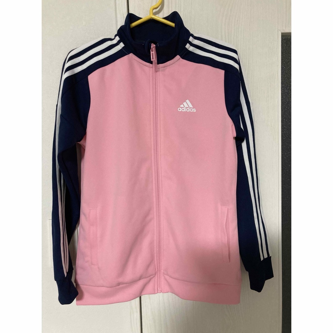 adidas(アディダス)のadidas ジャージ上のみ キッズ/ベビー/マタニティのキッズ服女の子用(90cm~)(ジャケット/上着)の商品写真