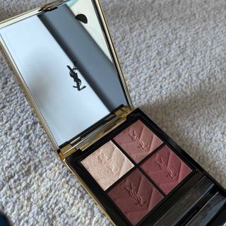 イブサンローラン(Yves Saint Laurent Beaute) アイシャドウの通販