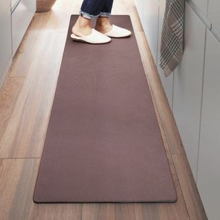 【色: ブラウン】Tydle 拭ける！キッチンマット 60×240cm 低反発 (その他)