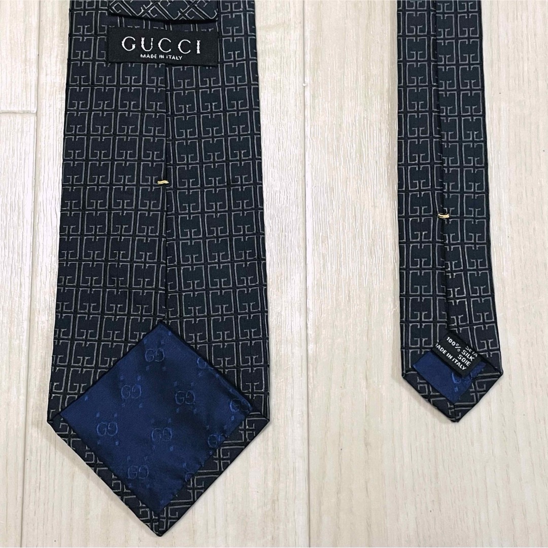 Gucci(グッチ)の美品 GUCCI グッチ GG柄 ネクタイ イタリア製 シルク 肉厚 ブラック系 メンズのファッション小物(ネクタイ)の商品写真