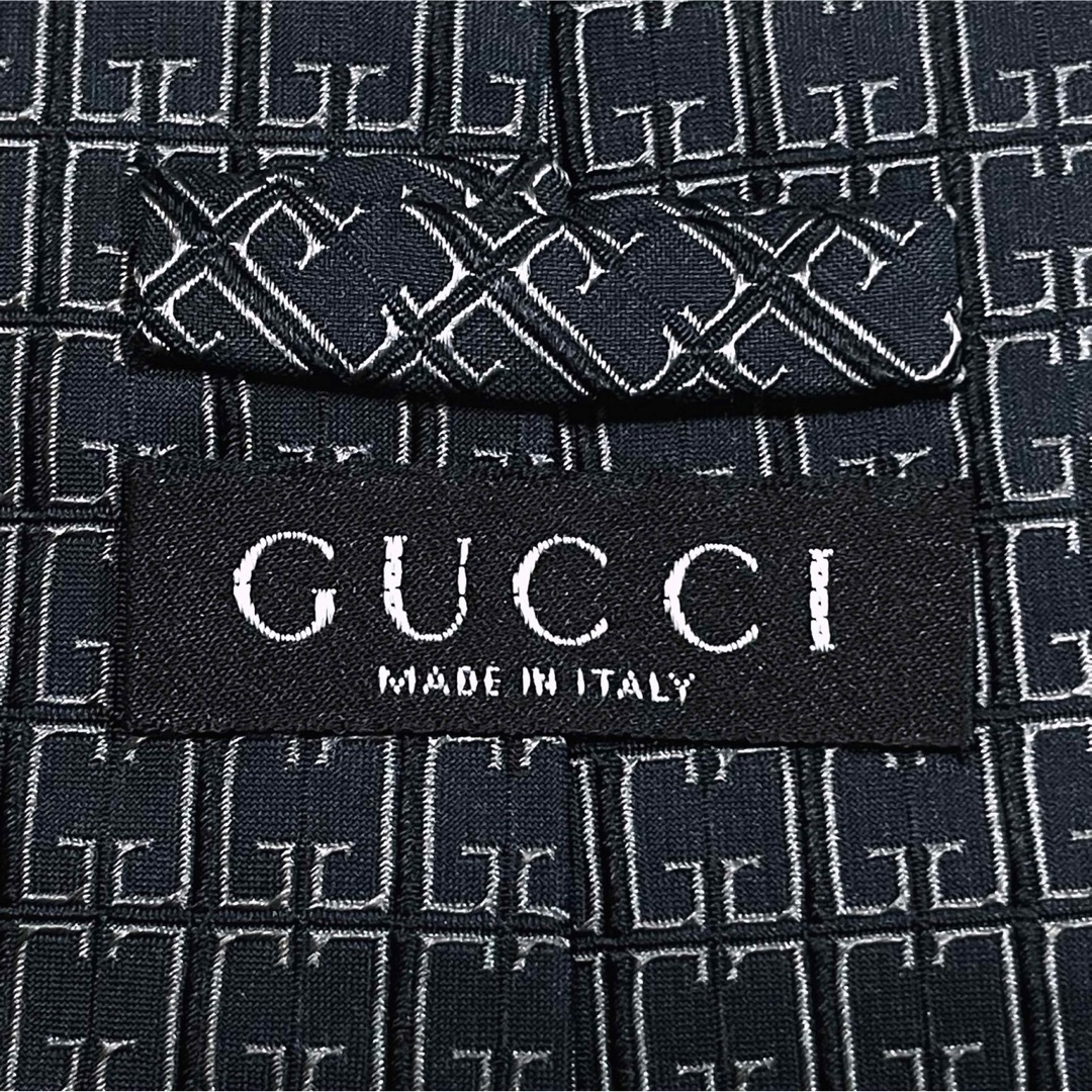 Gucci(グッチ)の美品 GUCCI グッチ GG柄 ネクタイ イタリア製 シルク 肉厚 ブラック系 メンズのファッション小物(ネクタイ)の商品写真