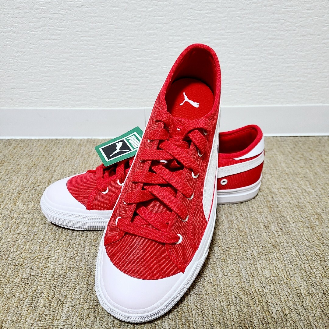 PUMA(プーマ)の【新品未使用】プーマ PUMA  メンズ スニーカー 赤 カプリ RT タグつき メンズの靴/シューズ(スニーカー)の商品写真