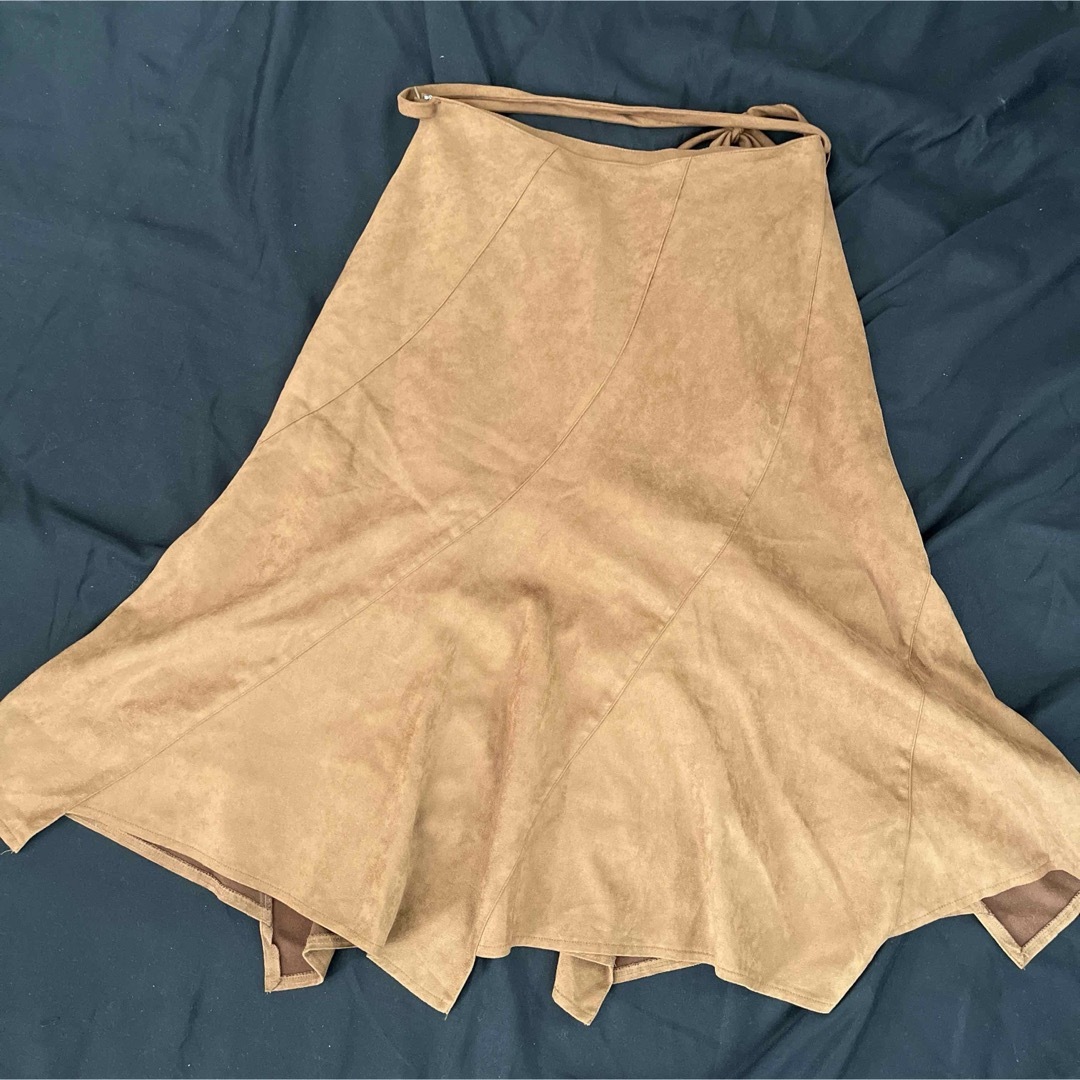 GALLERY VISCONTI(ギャラリービスコンティ)のギャラリービスコンティ  スェード調スカート レディースのスカート(ひざ丈スカート)の商品写真
