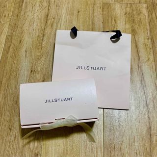 ジルスチュアート(JILLSTUART)のジルシュチュアート JILLSTUART★ギフトボックス ショッパー★(ラッピング/包装)