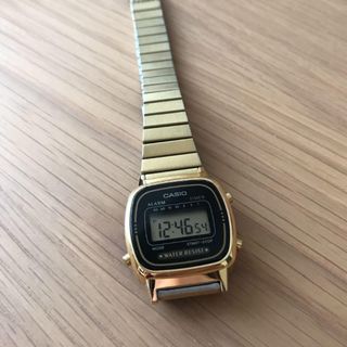 カシオ(CASIO)のCASIO カシオ 腕時計　チープカシオ　レディース　ゴールド(腕時計(デジタル))