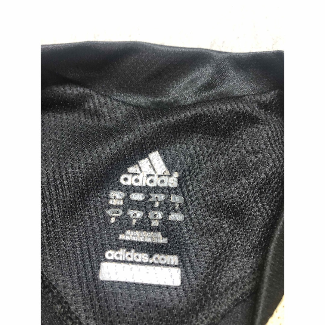 adidas(アディダス)のアディダス　Tシャツ　ユニフォーム スポーツ/アウトドアのサッカー/フットサル(ウェア)の商品写真