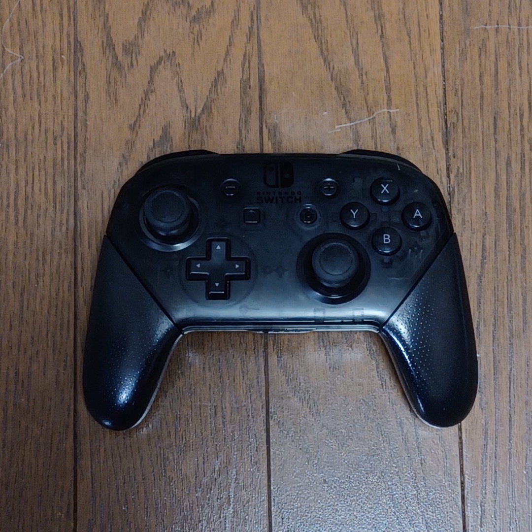 Nintendo Switch(ニンテンドースイッチ)のNintendo Switch Proコントローラー 純正 中古 エンタメ/ホビーのゲームソフト/ゲーム機本体(その他)の商品写真