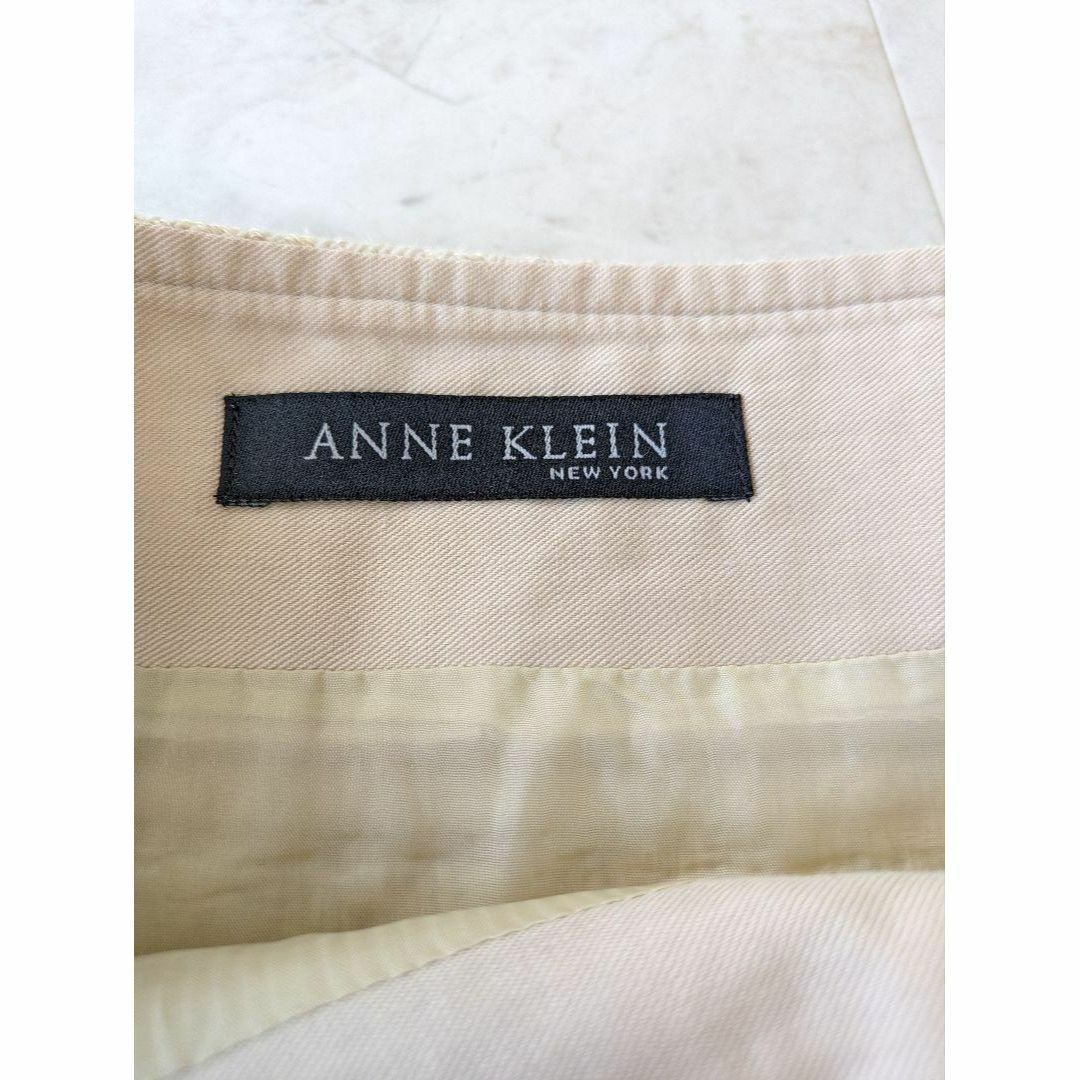 ANNE KLEIN(アンクライン)の美品　アンクライン　ツイード白スカート　フレア膝丈　入学式卒業式にも　11号　L レディースのスカート(ひざ丈スカート)の商品写真