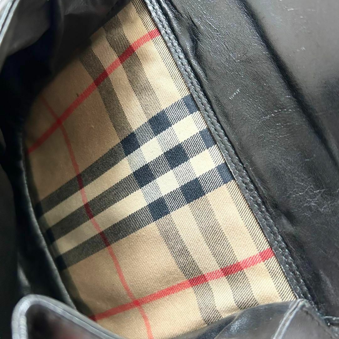 BURBERRY(バーバリー)の✨激レア✨世界大戦　Burberrys ショルダーバッグ　ブラック　ノバチェック レディースのバッグ(ショルダーバッグ)の商品写真