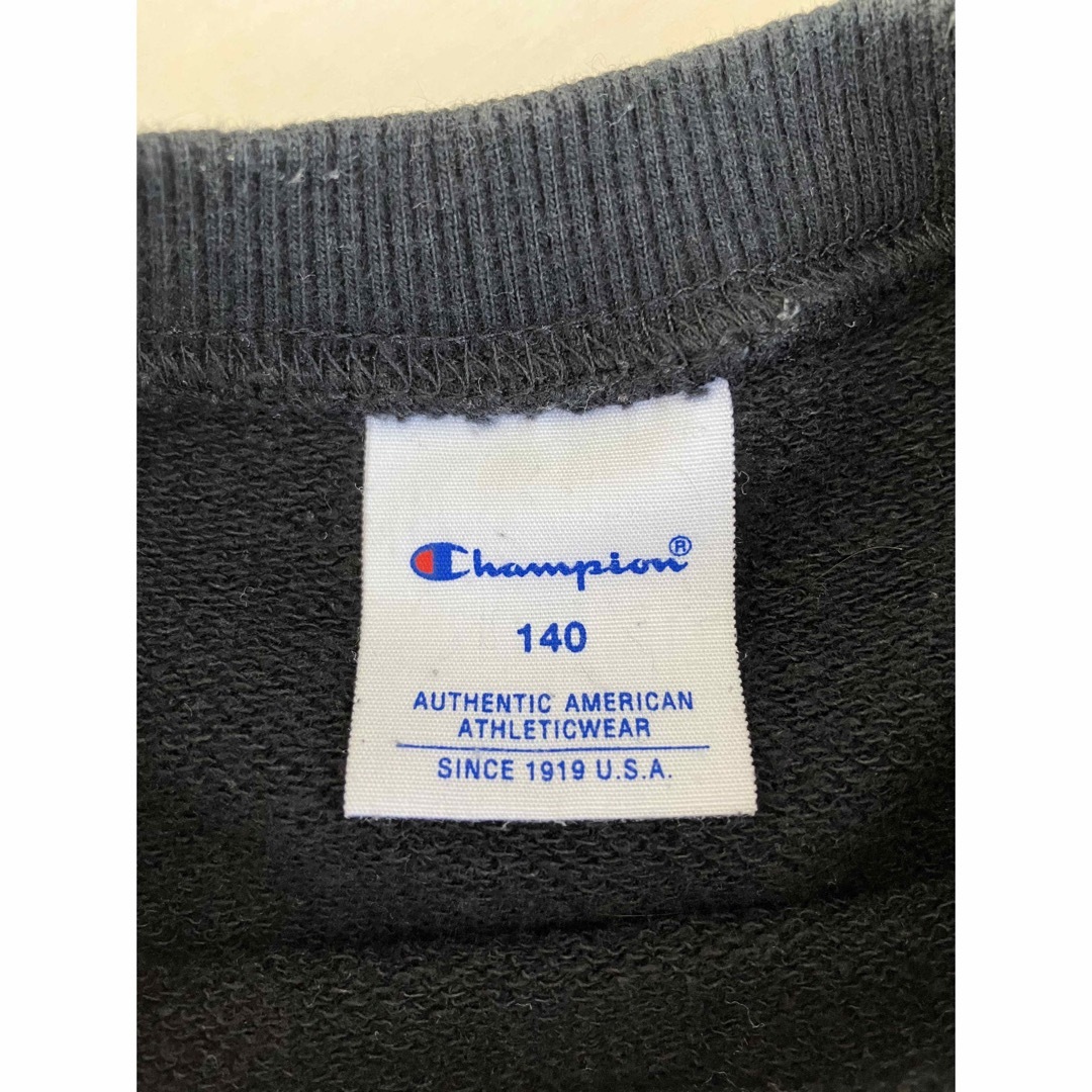 Champion(チャンピオン)の★美品！チャンピオン　140センチ　トレーナー★ キッズ/ベビー/マタニティのキッズ服男の子用(90cm~)(Tシャツ/カットソー)の商品写真