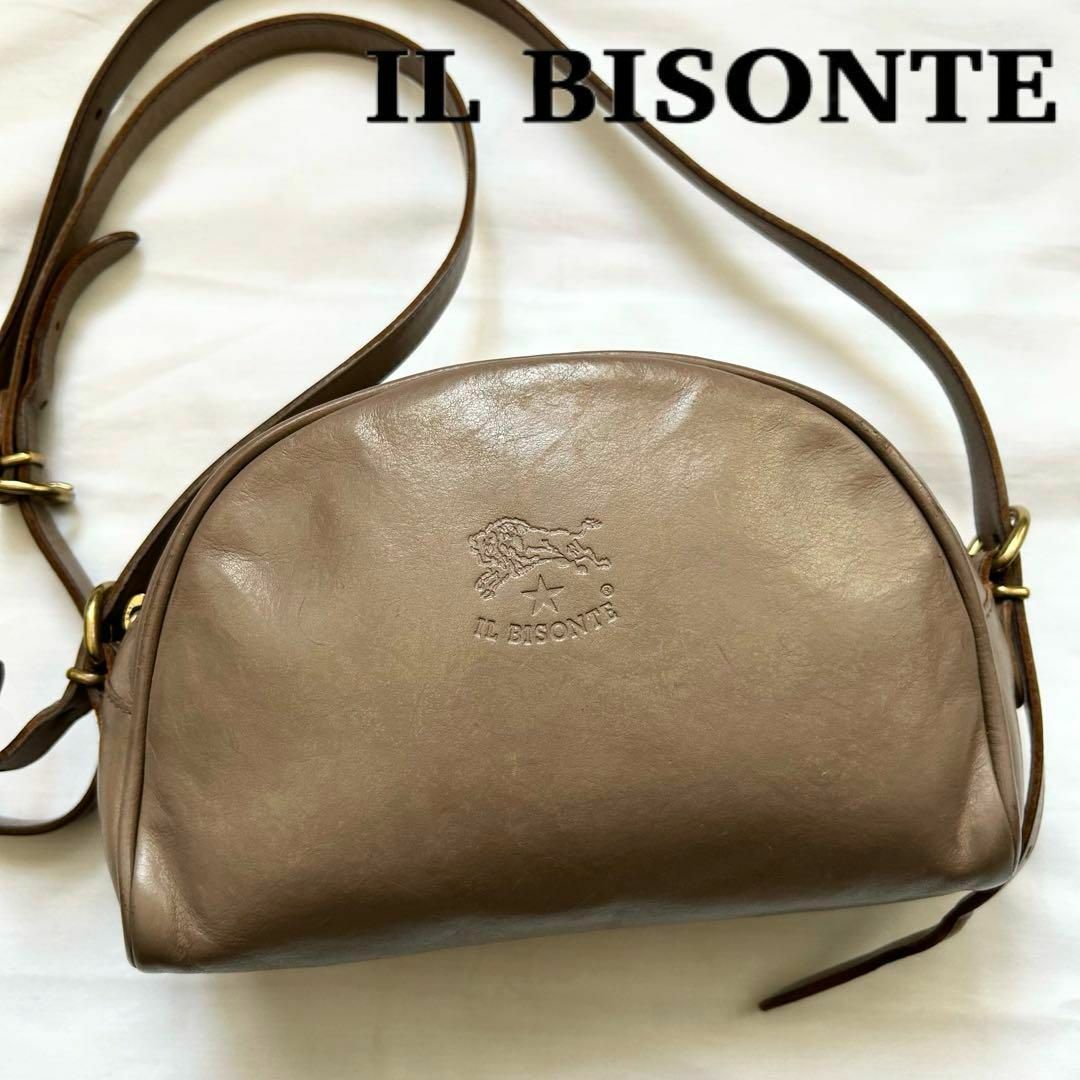 IL BISONTE(イルビゾンテ)の✨美品✨大人気　イルビゾンテ　ショルダーバッグ　レザー　グレージュ　ハーフムーン レディースのバッグ(ショルダーバッグ)の商品写真