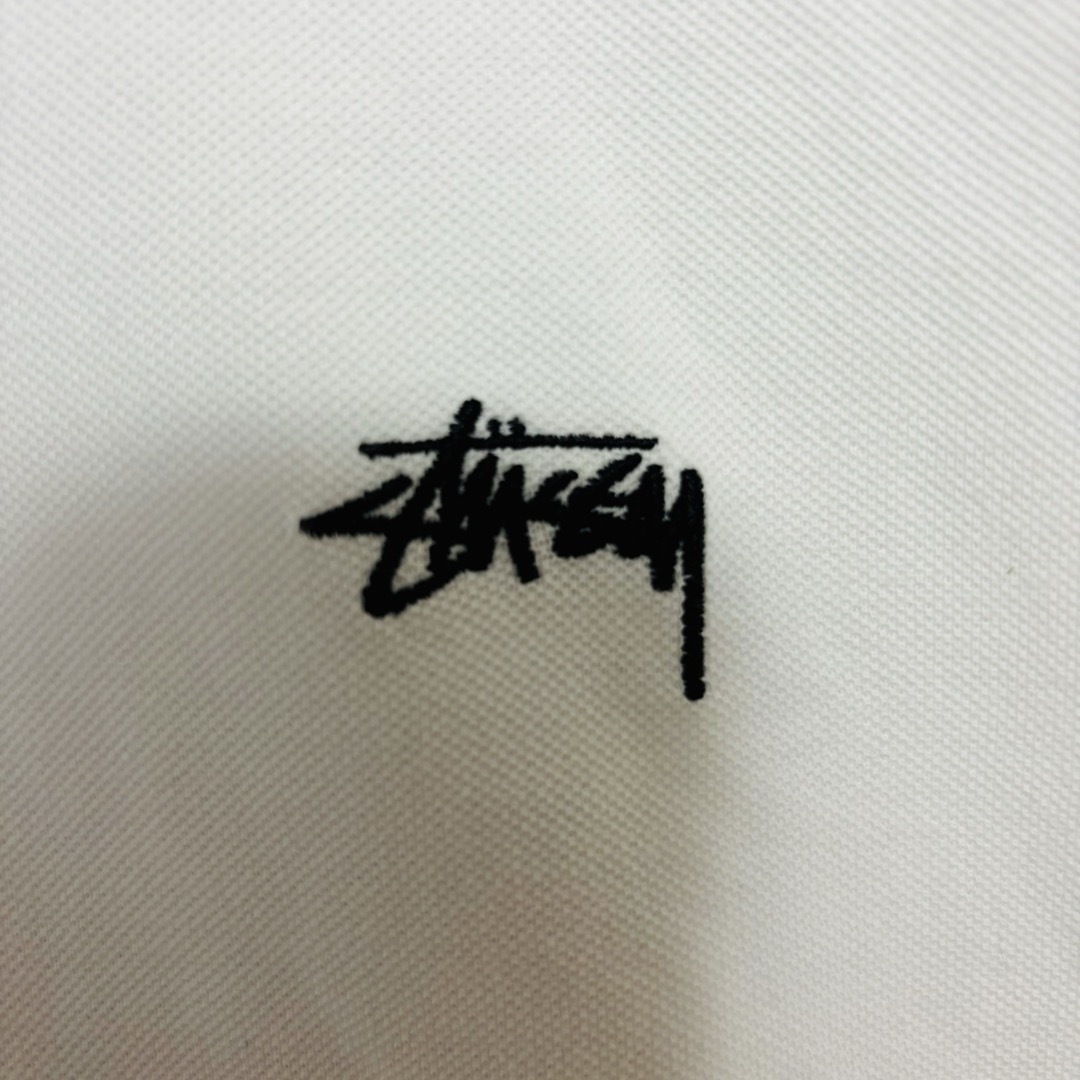 STUSSY(ステューシー)の【希少デザイン】STUSSY ステューシー　ポロシャツ　XLサイズ　刺繍ロゴ メンズのトップス(ポロシャツ)の商品写真