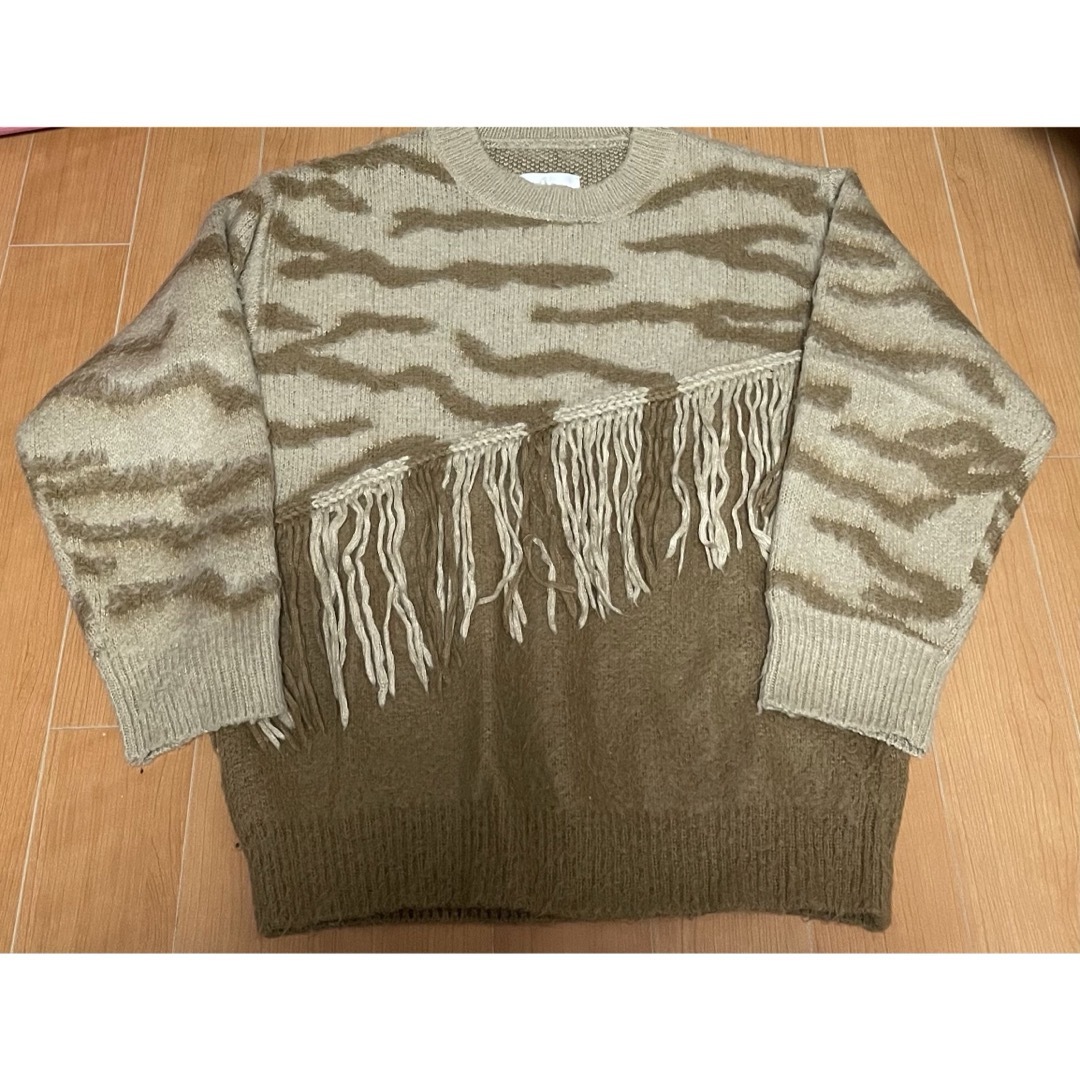 Ameri VINTAGE(アメリヴィンテージ)のAMERI VINTAGE☆FRINGE ZEBRA KNIT レディースのトップス(ニット/セーター)の商品写真