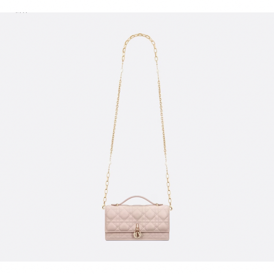 Christian Dior(クリスチャンディオール)の新品 定価以下 ディオール MISS DIOR ミニバッグ パウダーピンク レディースのバッグ(ショルダーバッグ)の商品写真