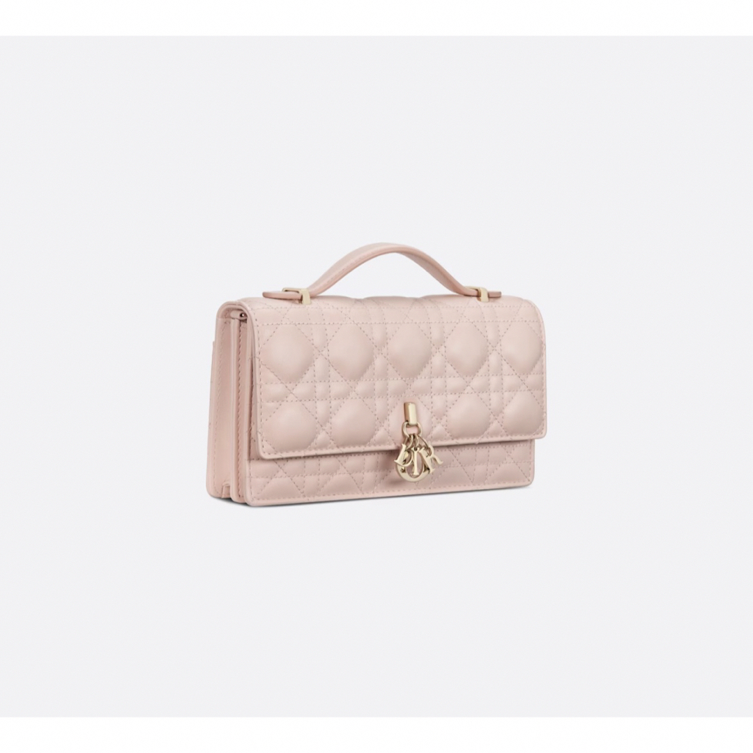 Christian Dior(クリスチャンディオール)の新品 定価以下 ディオール MISS DIOR ミニバッグ パウダーピンク レディースのバッグ(ショルダーバッグ)の商品写真