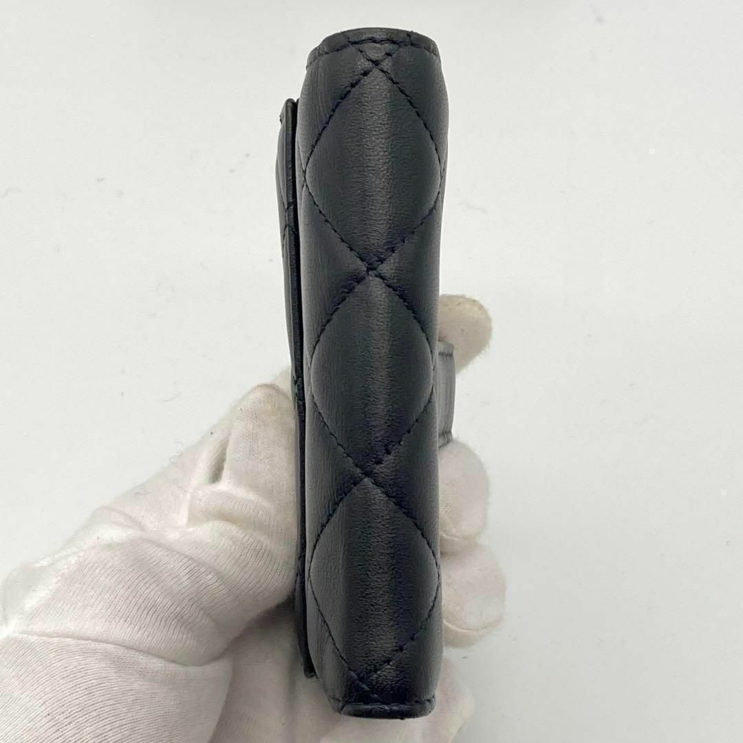 CHANEL - ☆SSS級美品☆ シャネル Wホック財布 マトラッセ CHANEL - ☆SSS級美品☆ シャネル Wホック財布 マトラッセ
