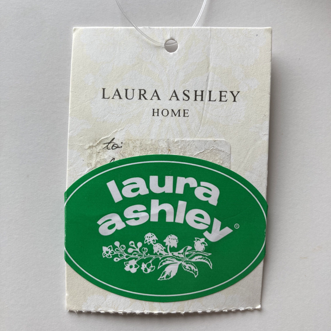 LAURA ASHLEY(ローラアシュレイ)のLAURA ASHLEY HOME ローラアシュレイ サシェ♡ハート 2個セット インテリア/住まい/日用品のインテリア小物(その他)の商品写真