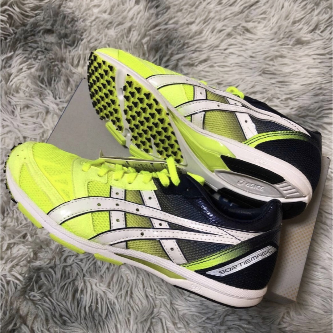 asics(アシックス)のasics アシックス ソーティマジックRP2  イエロー ２２.５cm スポーツ/アウトドアのスポーツ/アウトドア その他(陸上競技)の商品写真