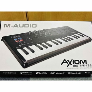 M-Audio USB MIDIキーボード 32鍵 8パッド・8ノブ