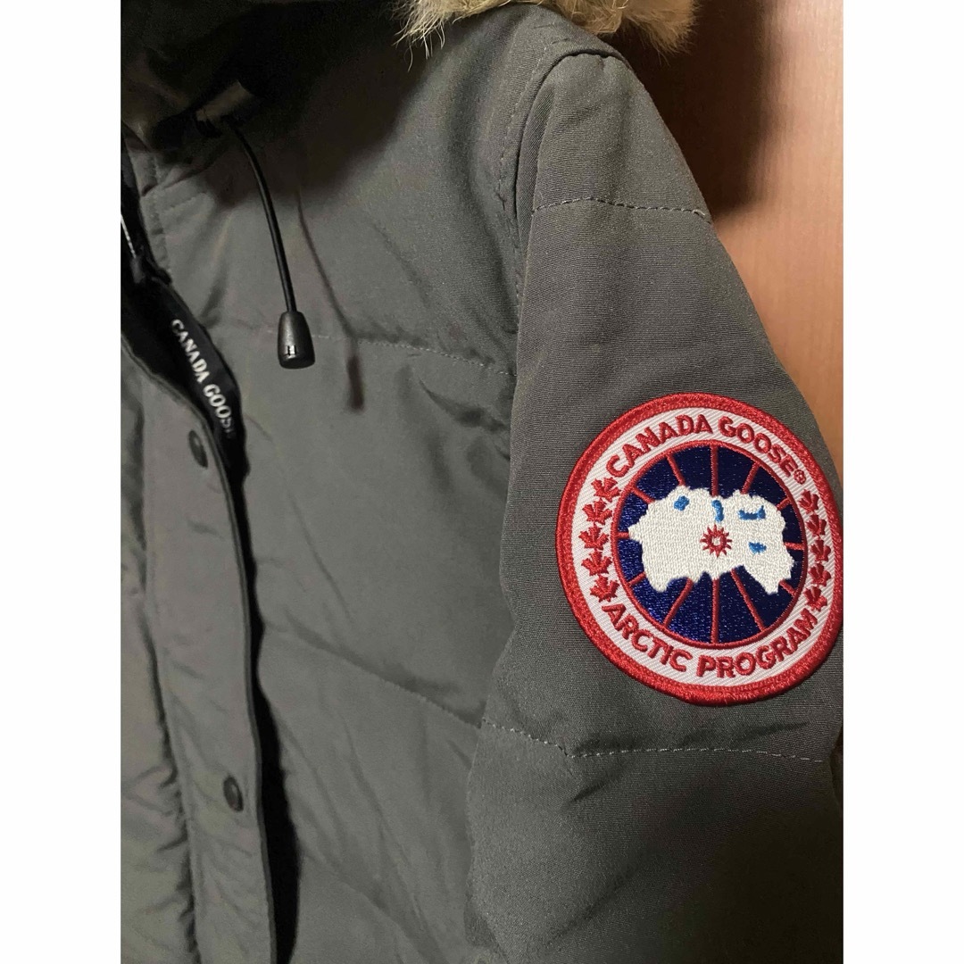 カナダグース　マッケンジー レディースのジャケット/アウター(ダウンジャケット)の商品写真