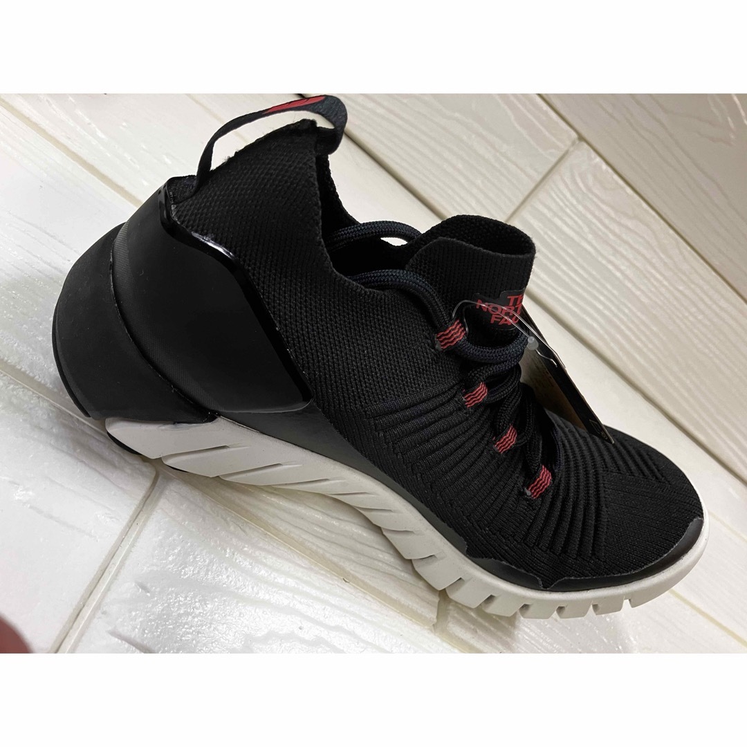 THE NORTH FACE - 定価17380円・ノースフェイス・スニーカー THE NORTH FACE - 定価17380円・ノースフェイス・スニーカー