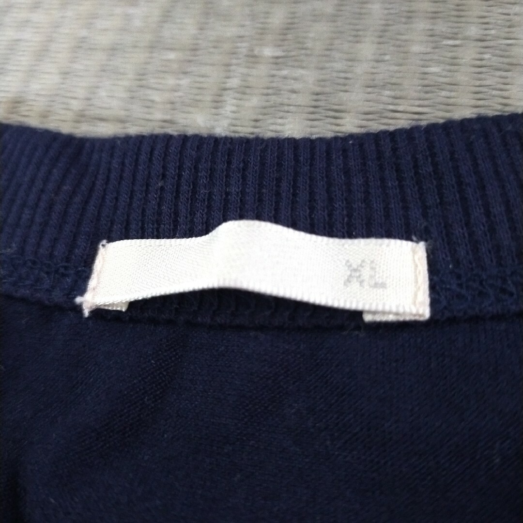 GU(ジーユー)のGU 花がらレースTシャツ　XL レディースのトップス(Tシャツ(半袖/袖なし))の商品写真