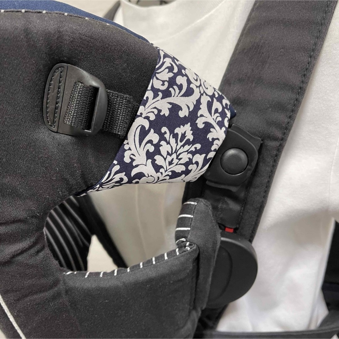 BABYBJORN(ベビービョルン)のベビービョルンオリジナル、MINI用　首周りカバー ハンドメイドのキッズ/ベビー(外出用品)の商品写真