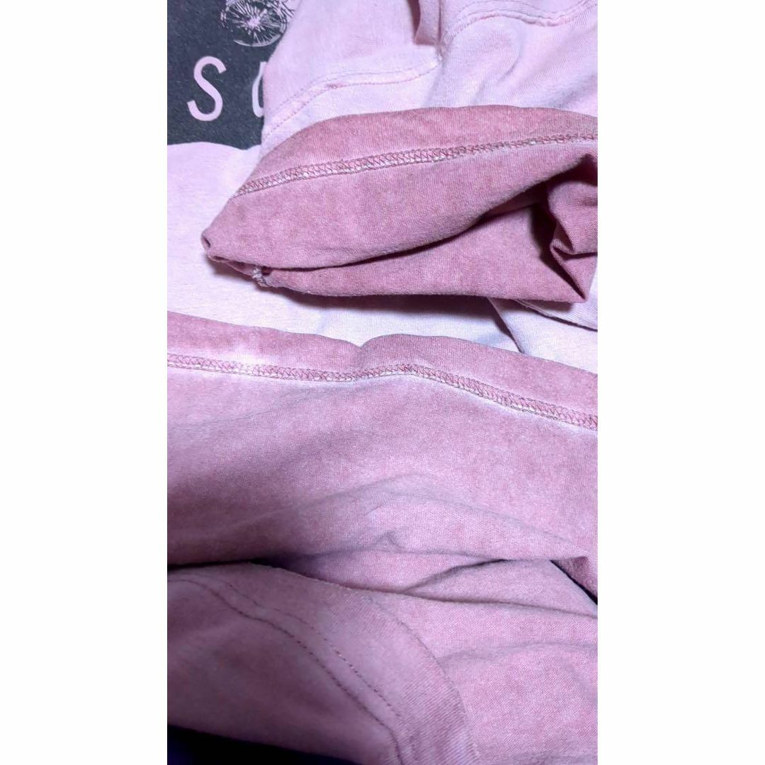 【XL】REDSOUL   レッドソウル　Tシャツ　　プリント　Vネック　ピンク メンズのトップス(Tシャツ/カットソー(半袖/袖なし))の商品写真