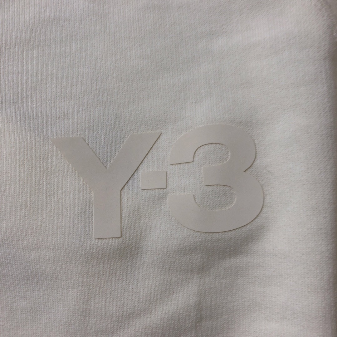 Y-3(ワイスリー)の新品　Y-3  yohji yamamoto アディダス　スウェット　トレーナー レディースのトップス(トレーナー/スウェット)の商品写真