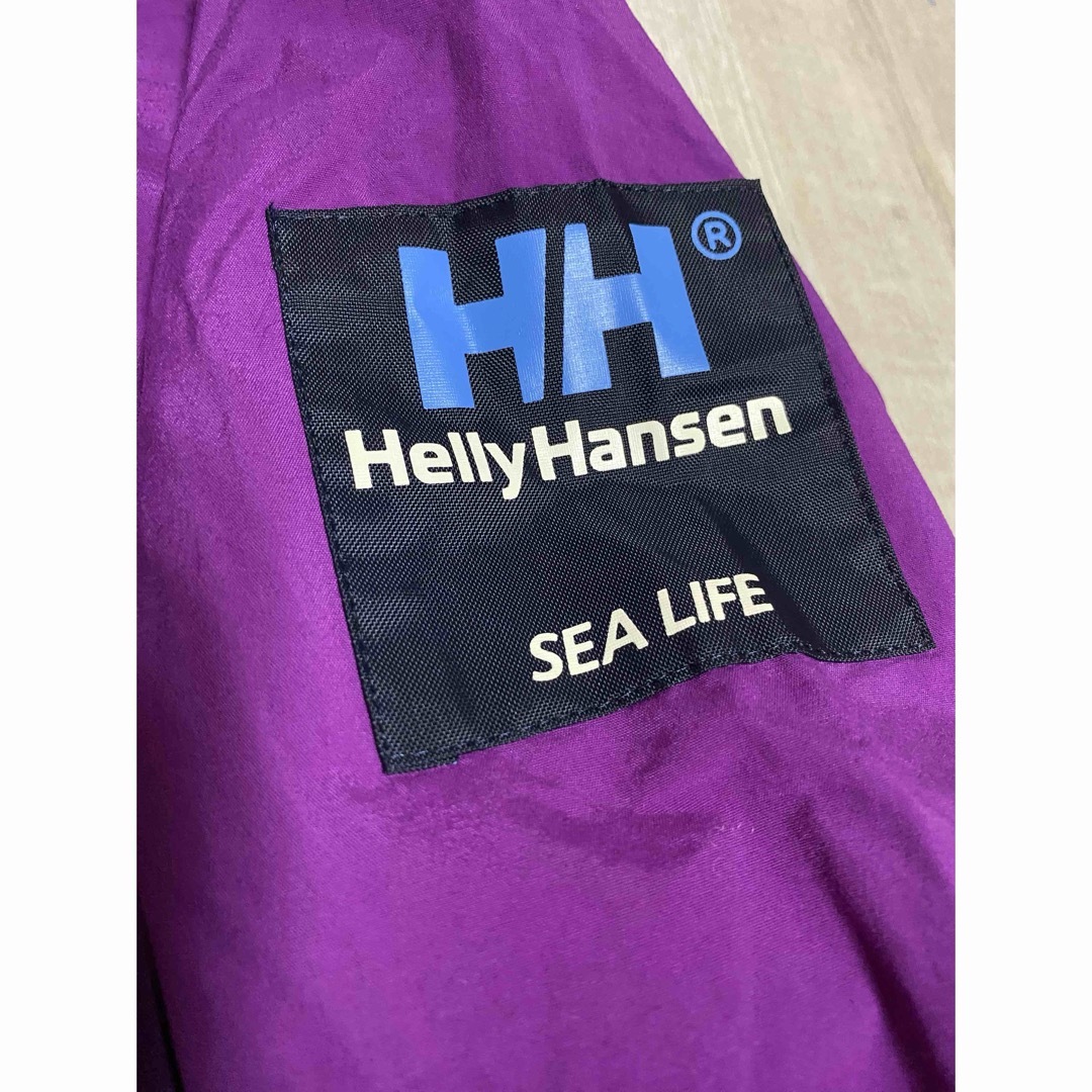 HELLY HANSEN(ヘリーハンセン)の▪️新品タグ▪️へリーハンセン　パープル　ジャケット メンズのジャケット/アウター(ナイロンジャケット)の商品写真