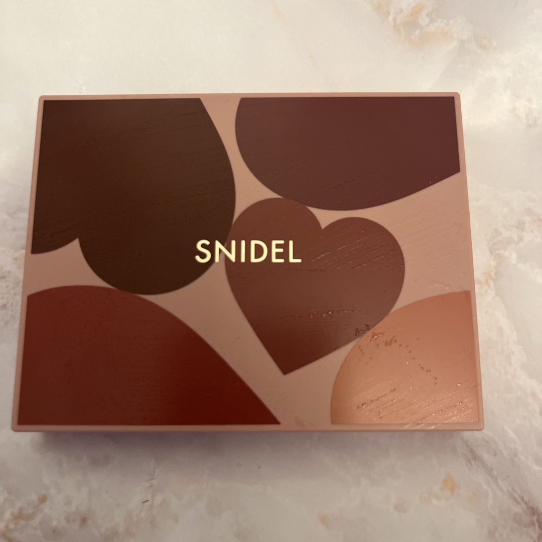 SNIDEL(スナイデル)のスナイデルビューティ 限定アイデザイナー コスメ/美容のベースメイク/化粧品(アイシャドウ)の商品写真