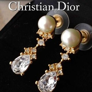 クリスチャンディオール(Christian Dior)の希少美品　Dior ヴィンテージ　スウィングピアス　ゴールド　フェイクパール(ピアス)