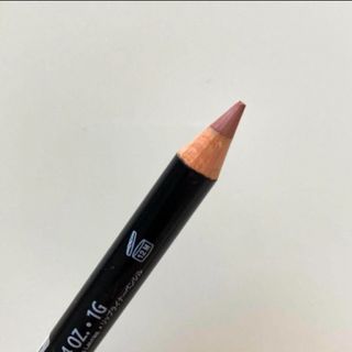 エヌワイエックス(NYX)の新品未使用NYX★ベージュ系リップペンシル(リップライナー)