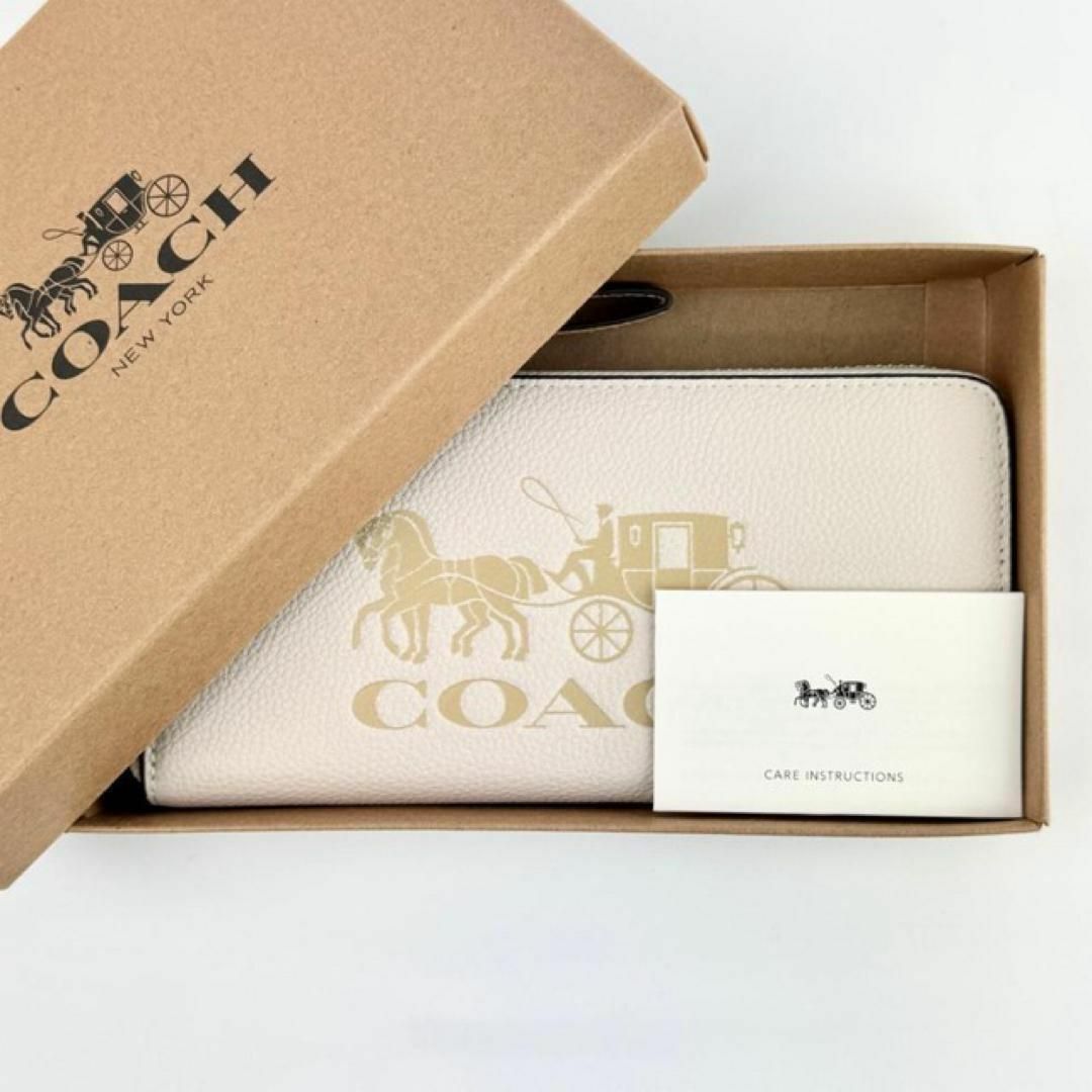 COACH(コーチ)の新品 COACH 長財布 バニラクリーム レザー調 ホース ロングジップ レディースのファッション小物(財布)の商品写真