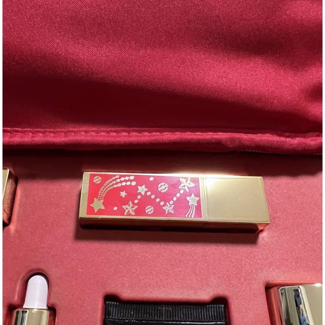 Estee Lauder(エスティローダー)のエスティーローダー　口紅　リップ　クリスマス　2023 コスメ/美容のベースメイク/化粧品(口紅)の商品写真