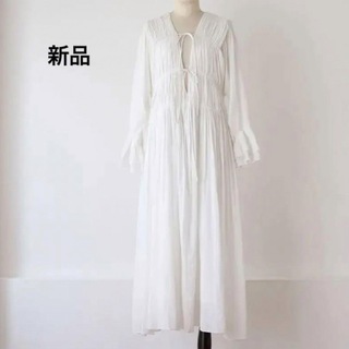 アメリヴィンテージ(Ameri VINTAGE)の新品未使用タグ付きMARNO Sophia dress white(ロングワンピース/マキシワンピース)