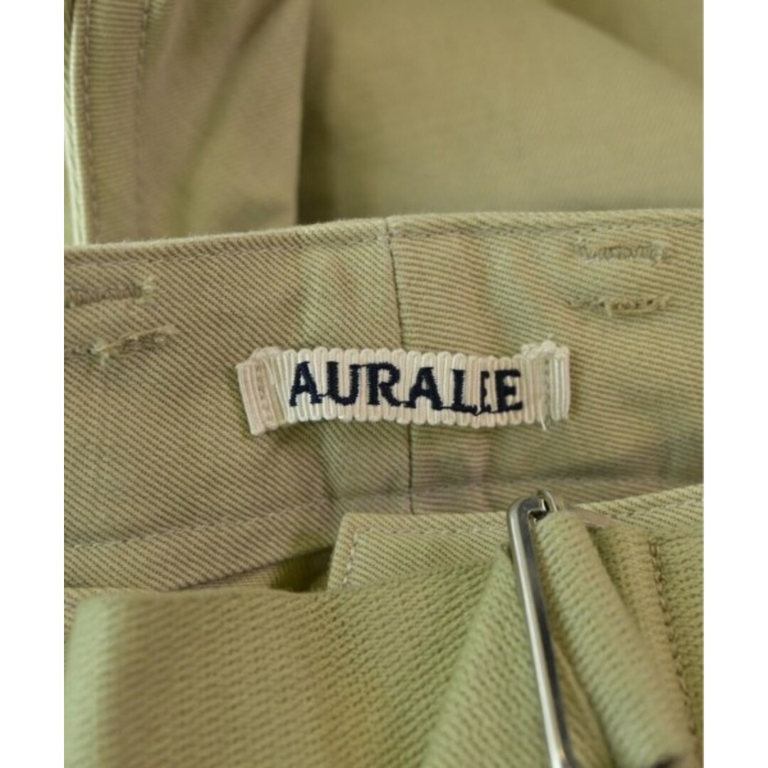 AURALEE(オーラリー)のAURALEE オーラリー ショートパンツ 4(M位) ベージュ 【古着】【中古】 メンズのパンツ(ショートパンツ)の商品写真