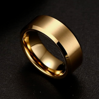 【RN131】リング　アクセサリー 　メンズ 　ゴールド　タングステン 　指輪(リング(指輪))