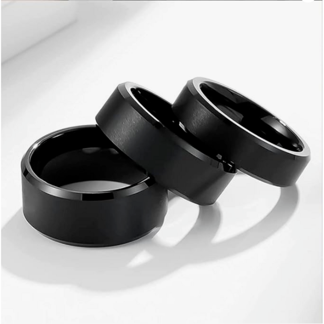 【RN133】リング　アクセサリー 　メンズ 　ブラック　黒　タングステン メンズのアクセサリー(リング(指輪))の商品写真