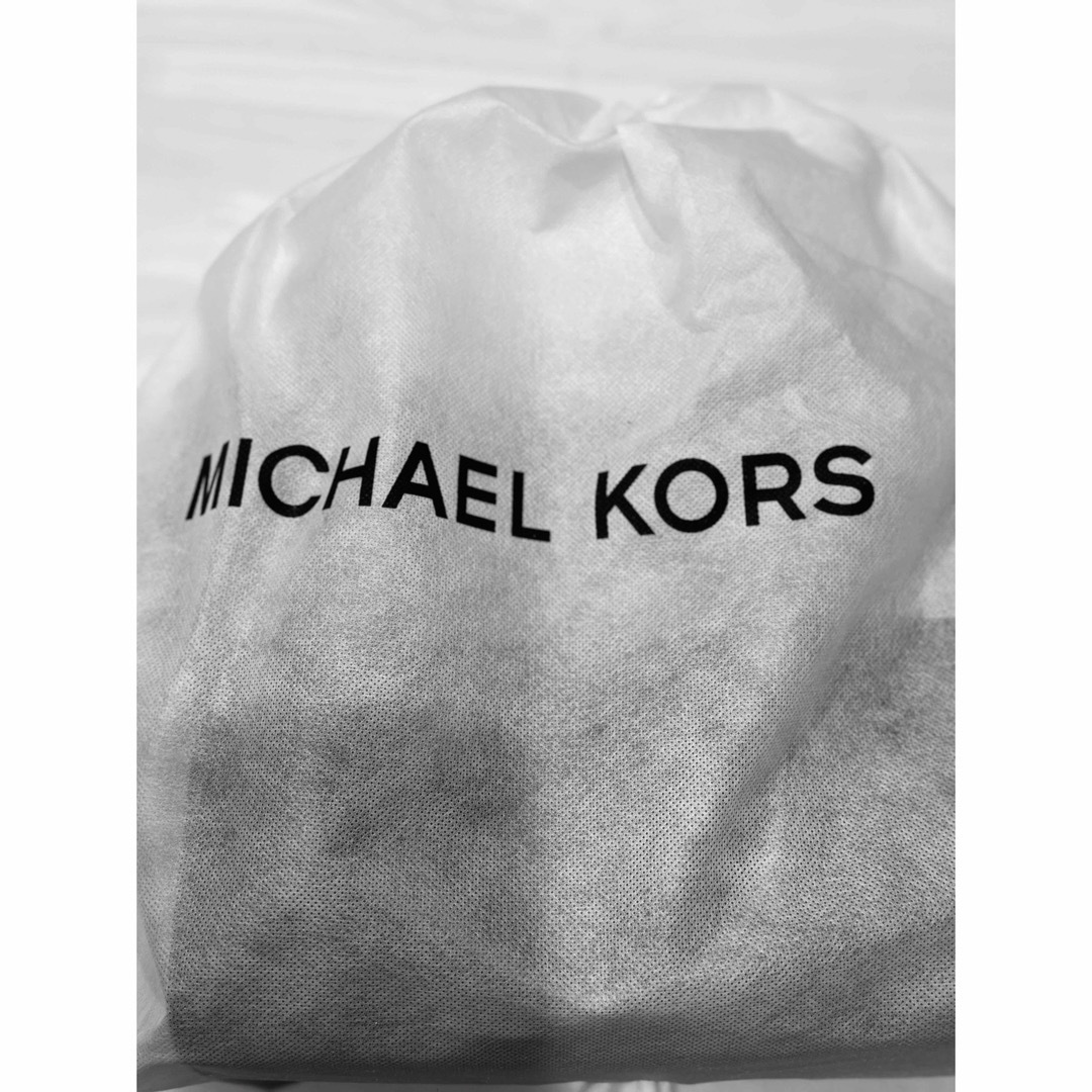 Michael Kors(マイケルコース)のMICHAEL KORS レディースのバッグ(ショルダーバッグ)の商品写真