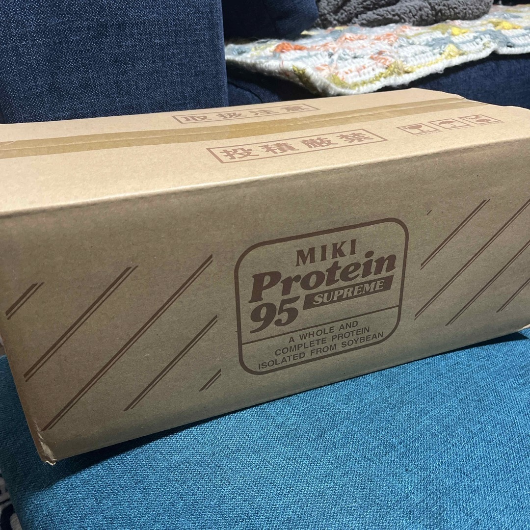 送料込み ミキプロティーン95 1ケース 8缶 最新格安 送料込み ミキプロティーン95 1ケース 8缶 最新格安