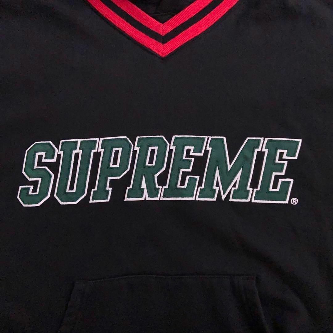 Supreme(シュプリーム)の8819【即完売モデル】シュプリーム☆ビッグロゴ切り替え肉厚パーカー　美品 メンズのトップス(パーカー)の商品写真