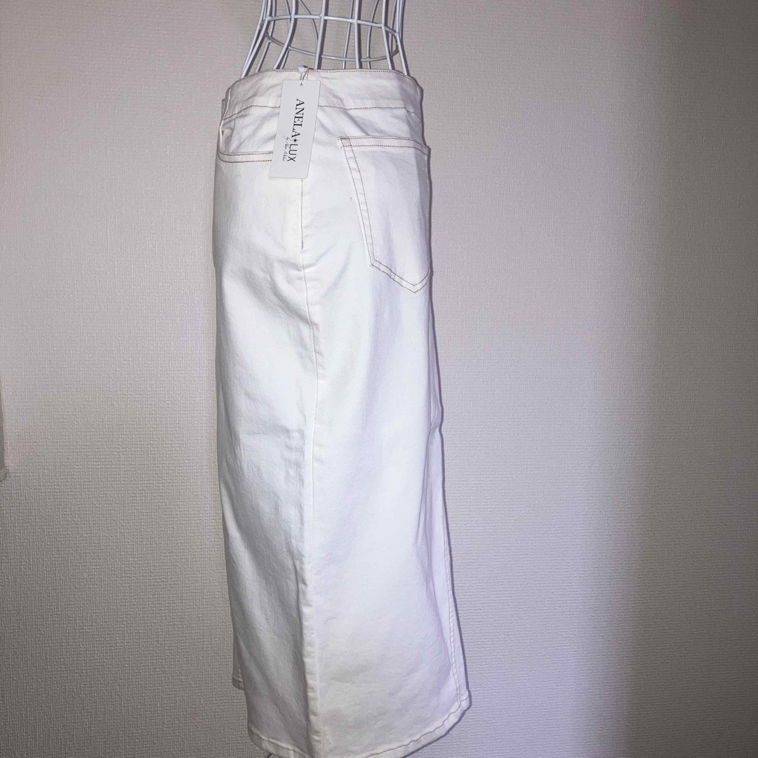 ANELALUX(アネラリュクス)のANELA LUX by Ahn Mika ホワイトデニムタイトスカート レディースのスカート(ひざ丈スカート)の商品写真
