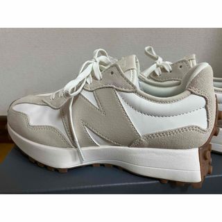 ニューバランス(New Balance)のニューバランス327(スニーカー)