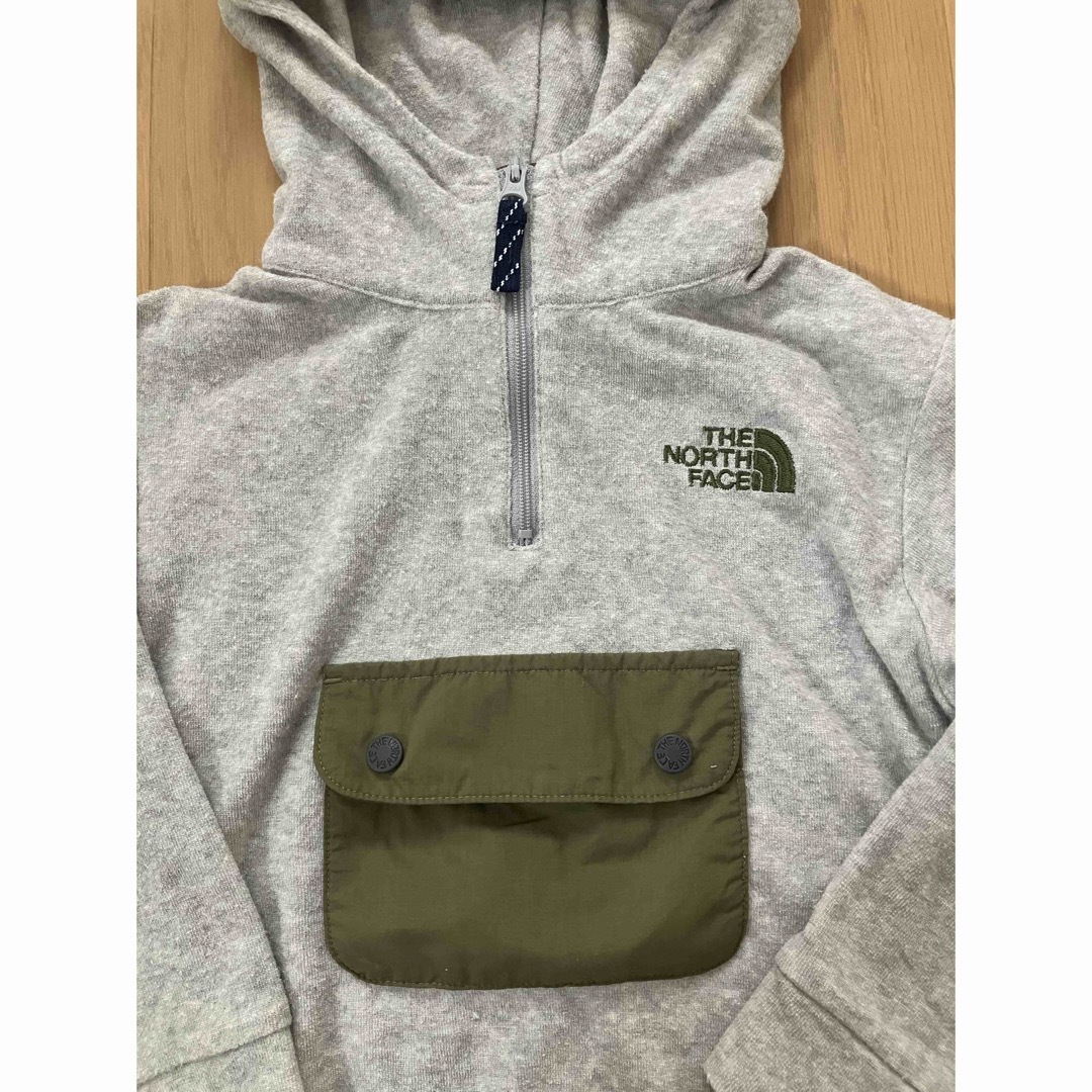 THE NORTH FACE(ザノースフェイス)のノースフェイスパーカー100 キッズ/ベビー/マタニティのキッズ服男の子用(90cm~)(ジャケット/上着)の商品写真