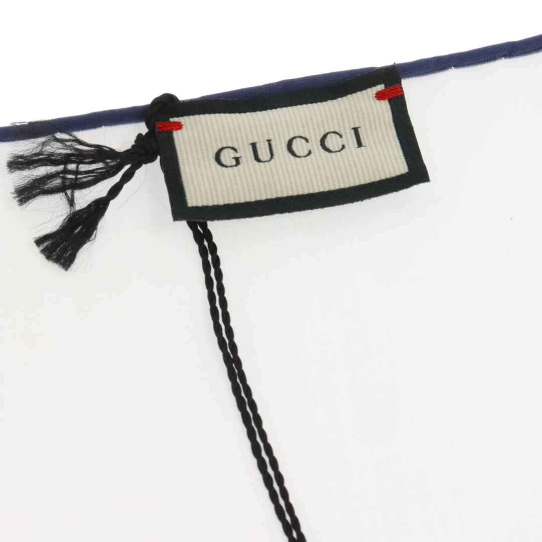 Gucci(グッチ)のGUCCI グッチ BEE ビー ハート刺繍 スカーフ ポケットスクエアハンカチ ホワイト/ネイビー 624807 メンズのファッション小物(バンダナ/スカーフ)の商品写真