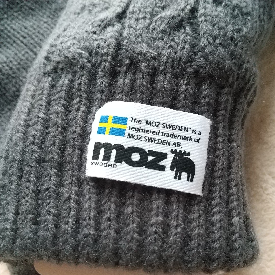 moz(モズ)のMOZ モズ ケーブルフードニット手袋  新品・未使用［匿名配送］ レディースのファッション小物(手袋)の商品写真